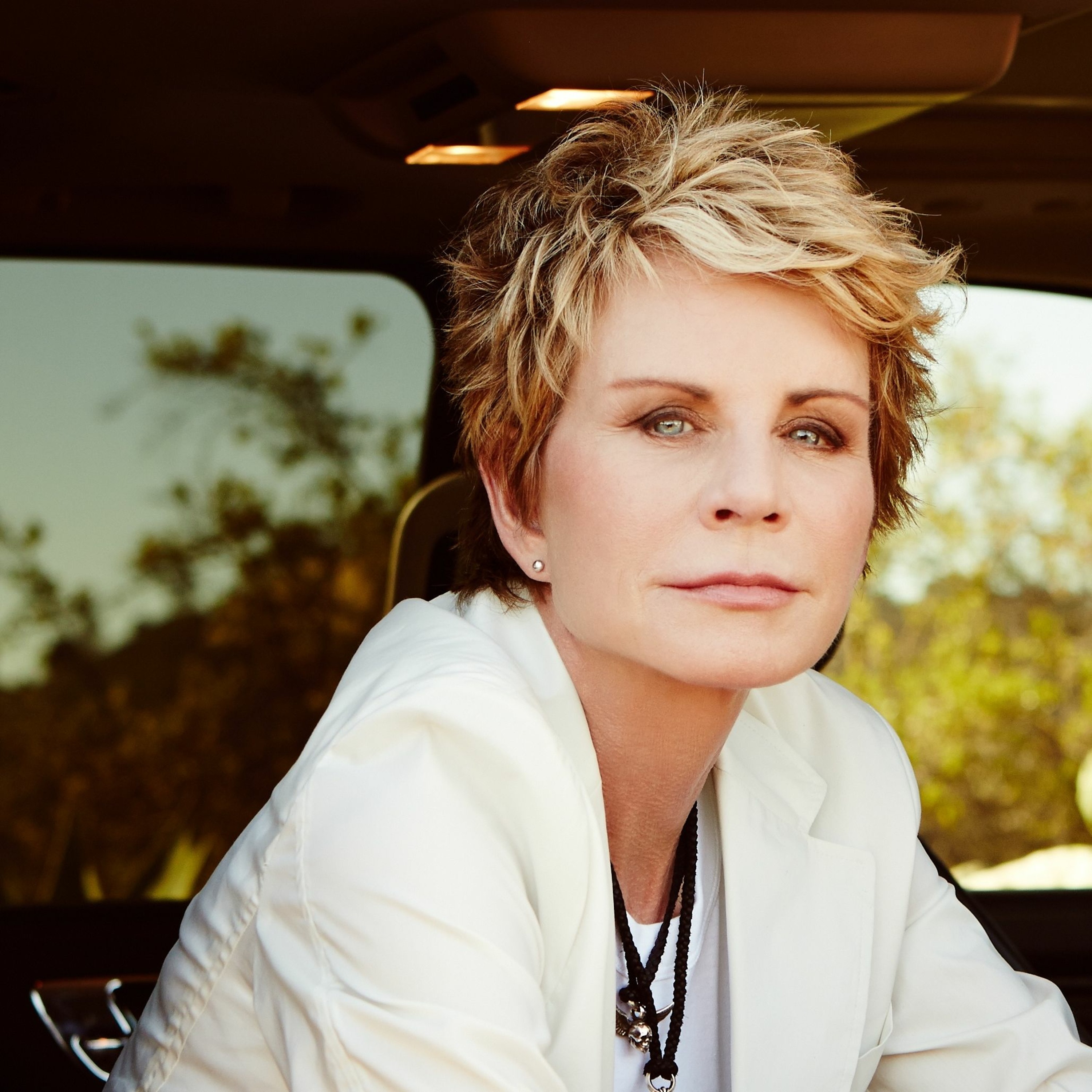 Patricia Cornwell on Breaking it Down with Frank MacKay - Number 1 Best Selling Author