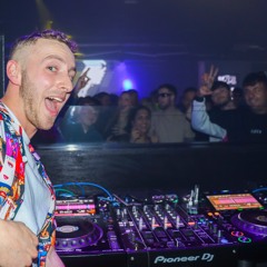 Live DJ Sets