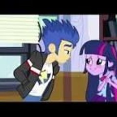 we should hold hands more often i love it