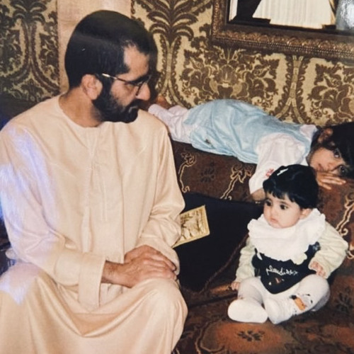تضحك - محمد بن راشد ال مكتوم x اصاله نصري