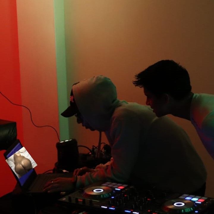 STINGER VS CHANGO VS YC – CMF SQUEEZE [FUCK LEAKERS FREE DL]