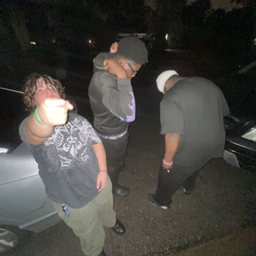 she ah whore ft 0nron