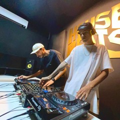 Seven Collect Live at Studio House Beats