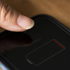 URPhone Store Battery Draining Too Fast? When to Get a Phone Fix in Orlando, FL Before It Gets Worse