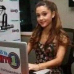 IM SOoOoO INTO U >o< ♡ ‧ ₊ ˚.