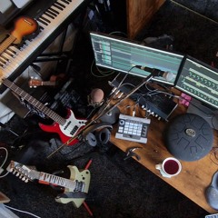 Sonata for broken strings