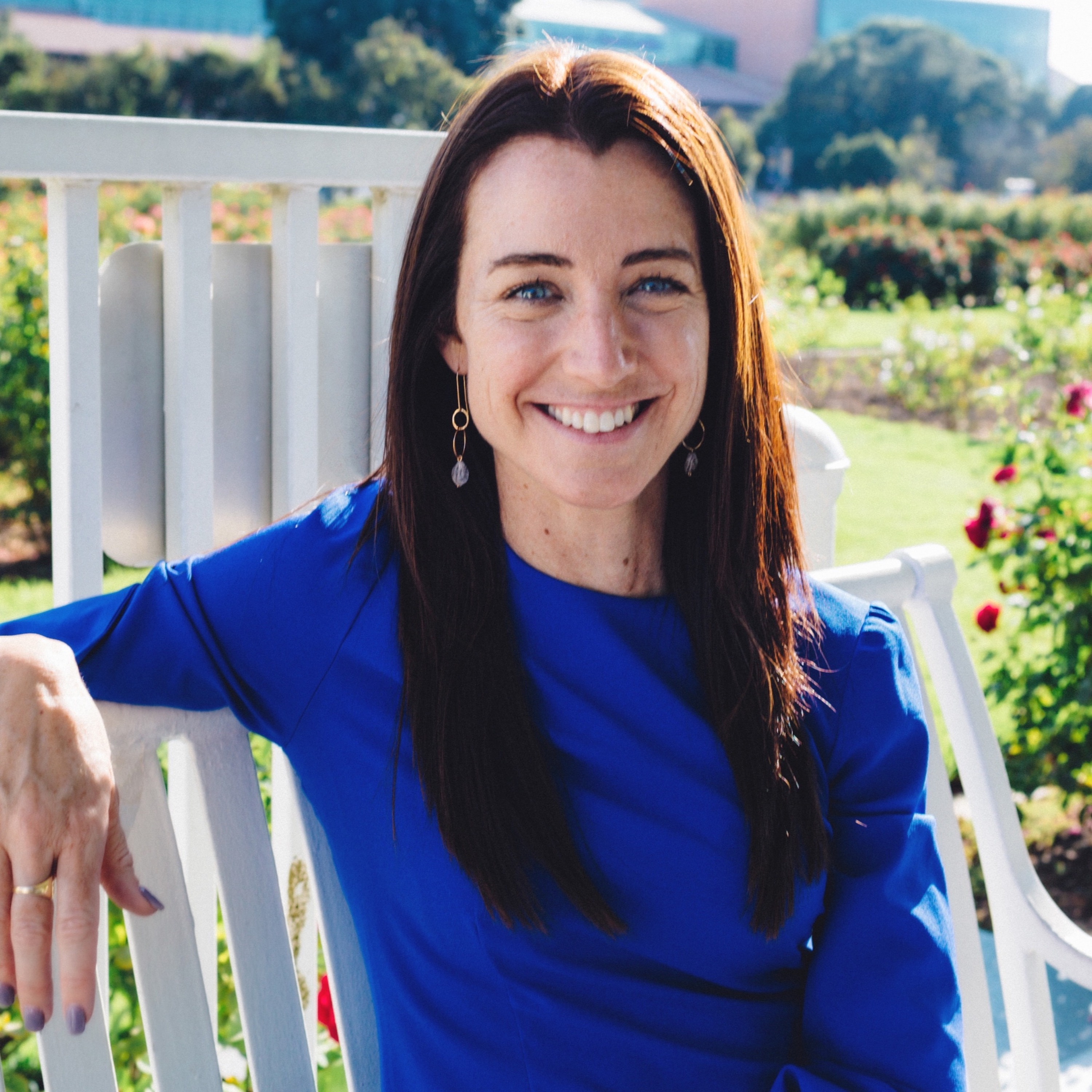 Tia Graham on Breaking it Down with Frank MacKay - ' Be A Happy Leader' Author