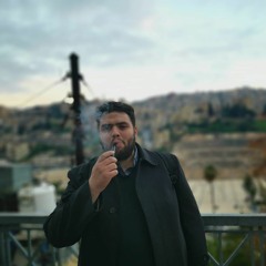 كريم محمد - مصافحة أولى للبحر، وقصيدتان