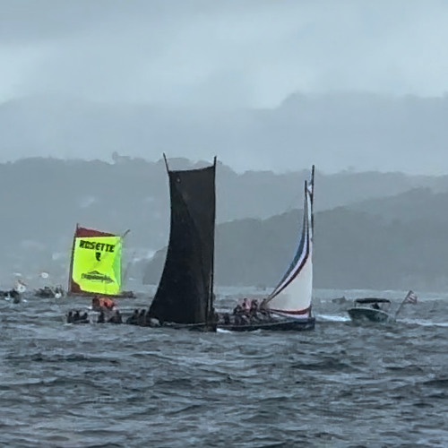 Yo mété an yòl an tèt mòn’la