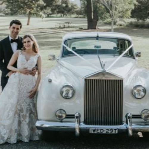 Rolls Royce Car Variants That Can Make Your Wedding Memorable