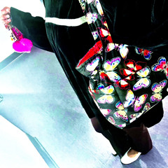 btch watching my instagram she saw i got a new bag (p. chrisbreesh + sejicold)