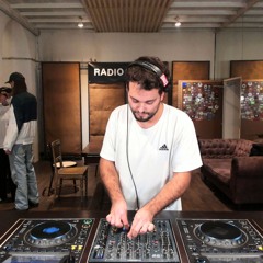 Miles Borghese - Kaze Elza | Radio Rudina