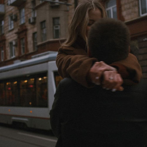 عيوني ماتشوف الا أنت ..