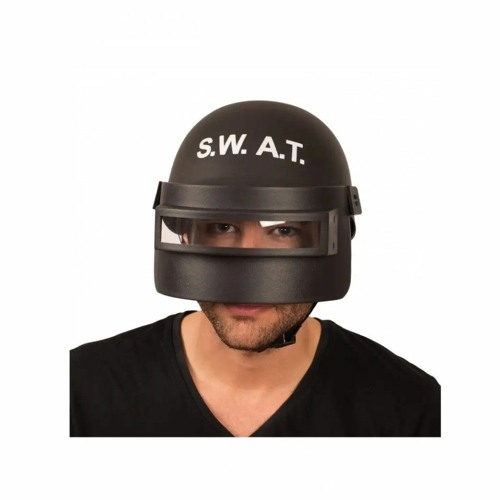 HELMPFLICHT #002 // AGGRESSOR ALI