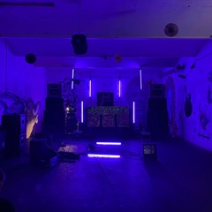 Papierfabrik 2023 / Warm Up Set / Leon Mar