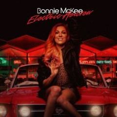 Tanlines - B3nnie Mc3ee