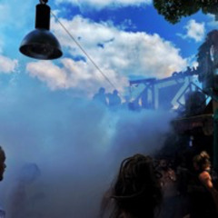 Lachs im Flur @ Zugvögel Festival 2019, Montagmorgen Heuballern
