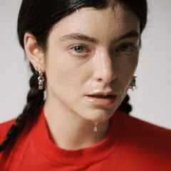 What Was That Lorde t into the street, alone in a sea It comes over me
