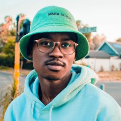 Friday Yanos Session | Hungani Ndlovu