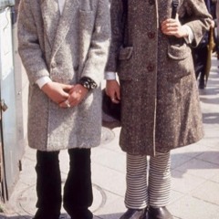 Bathroom (feat. MF DOOM)