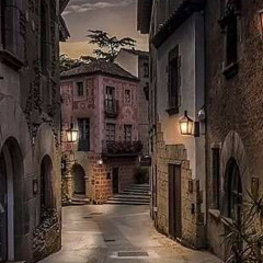 ياطارِق الباب.