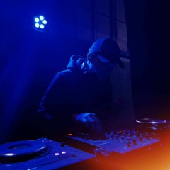 Old School Bassline/4x4 Mix