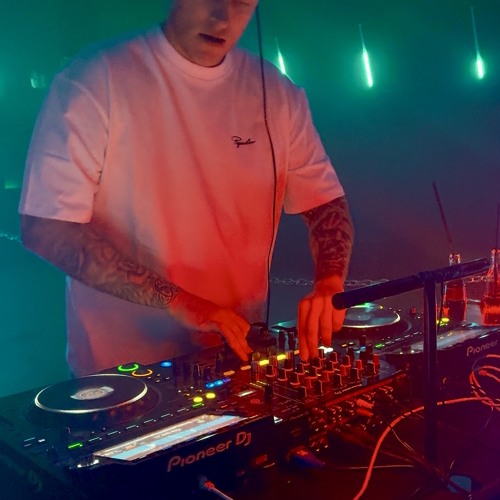 BOUNCY TECHNO SET THE STORAGE.wav