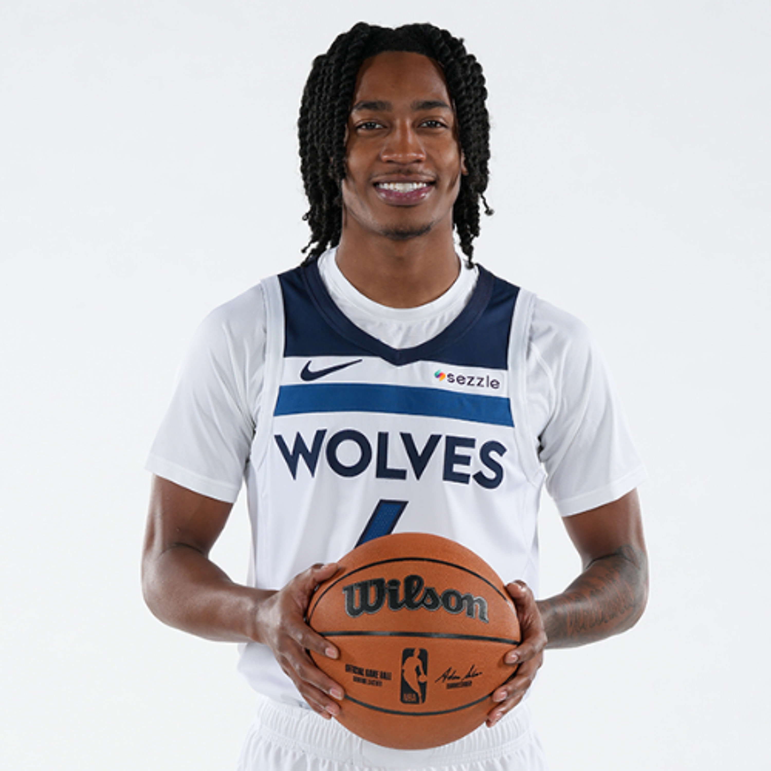 Rob Dillingham Shootaround 11.07