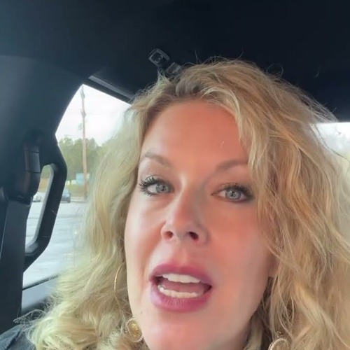 🏡 Time for a Better Property Manager? Choose Alpine KC! 🔑 #PropertyManagement