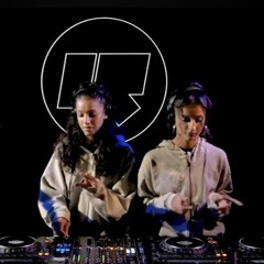 In the studio *House/Afro-tech/Latin House*