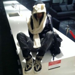 LANCEY FOUX BASED (SLOWED)