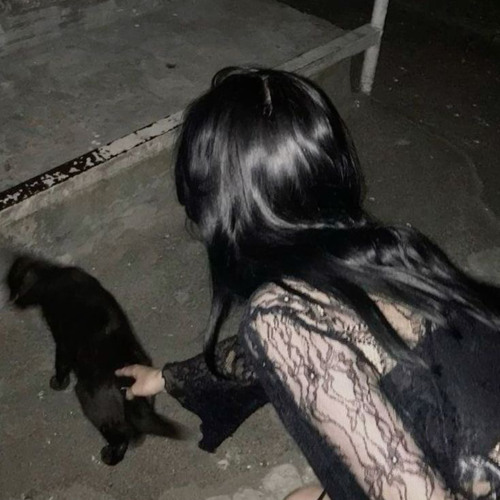 Im so fu**ed up please help me - rebzyyx