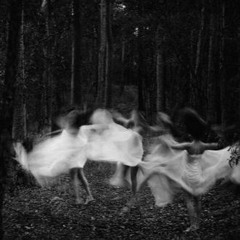 mix: Dark Wood Dancers (dark ambient over techno on 4 decks)