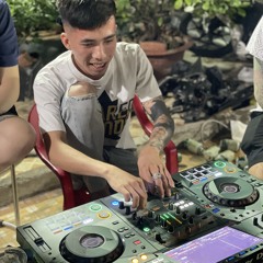 NST K25 CHIA ĐÔI CON ĐƯỜNG ft THƯ GỬI EM V2 Tấn Nhỏ mix ✌️