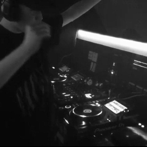 Saturdays Are Techno // Live@Ghost_Trier