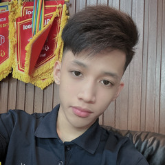 Cho anh mượn cây kéo