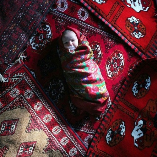 Pirbod_Ghayegh(musicsfarsi.com) [320].mp3