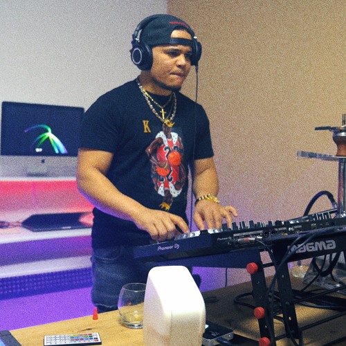 Mix De Bachata Viejas Vol.4 - Bachata "Clasica" Pal Colmado 🥃 Pa Bebe Romo 🍾 By Dj BiBeron