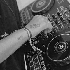 REGGAEHOUSE PA LEVANTAR LA MANITA #1