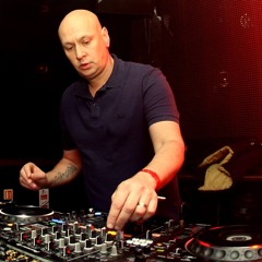 Neil Pierce Live from The Shelter Liverpool in the Sunshine