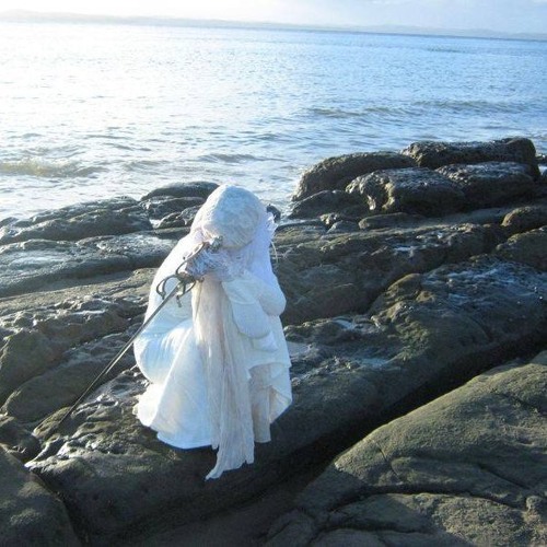 white dress +наличку_на_стол