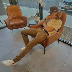 Romantic Homicide-d4vd(sped up+extended).mp3