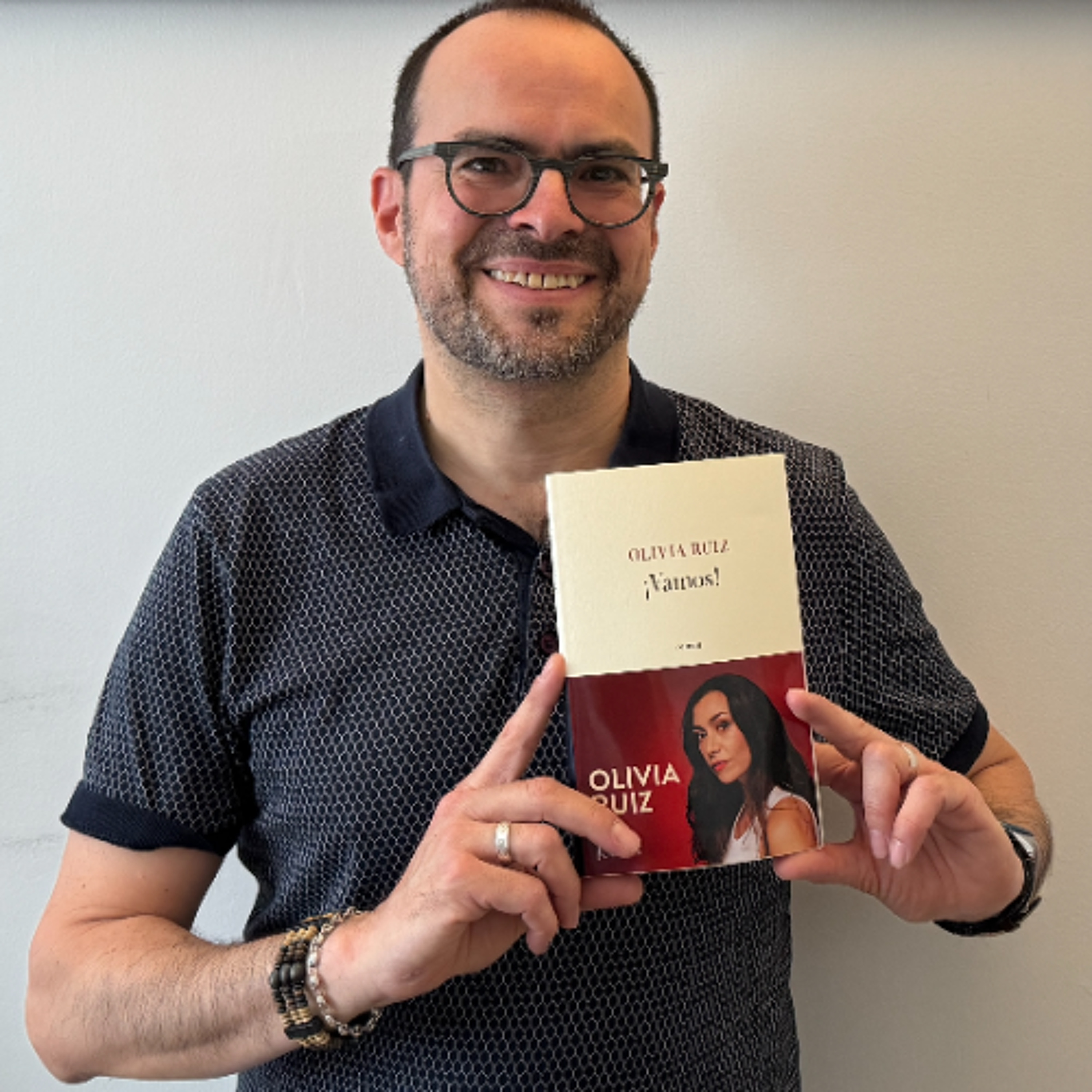 Olivia Ruiz : avec ¡Vamos!, l’amour maternel prend la route episode artwork