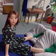 LOONA YEOJIN (이달의 소녀 여진) KISS LATER (키스는 다음에)