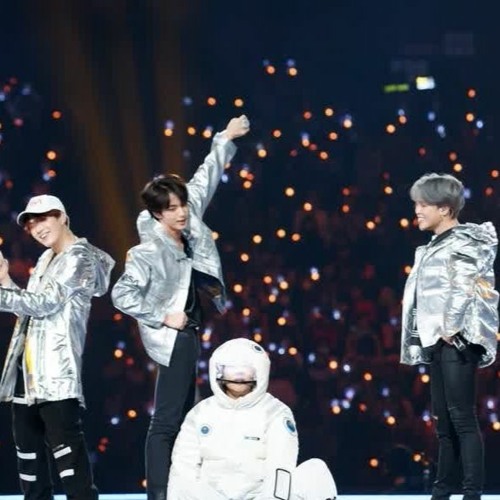 Stream [MAMA 2018] BTS - Fake Love | Anpanman by Lais Bitte | Listen online  for free on SoundCloud
