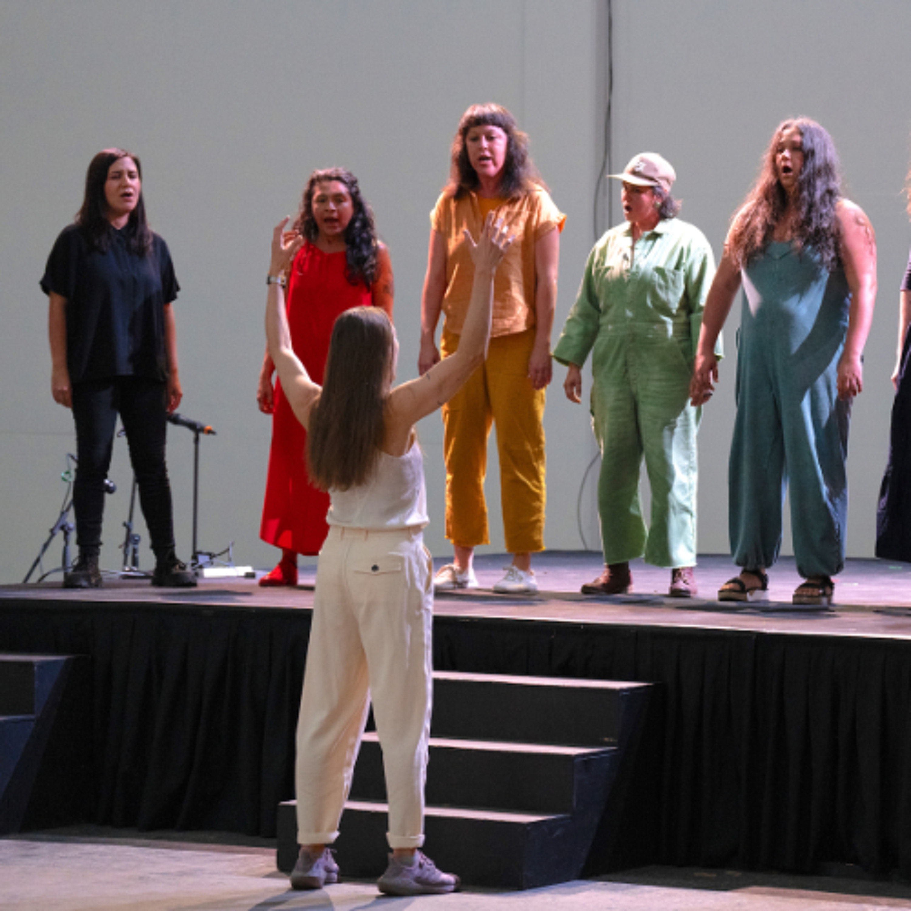 Lisa Lipton Explores: Portland's Yelling Choir episode artwork