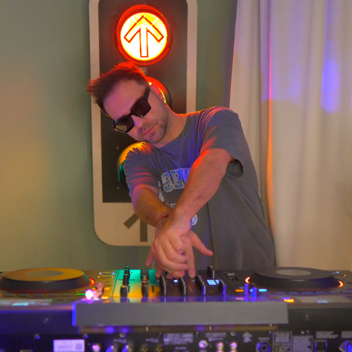 artworks dmlzLdInvrSy1Dhw mdY6dQ