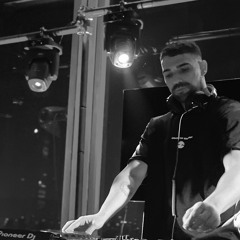 Sanguz J. Iconic Studio