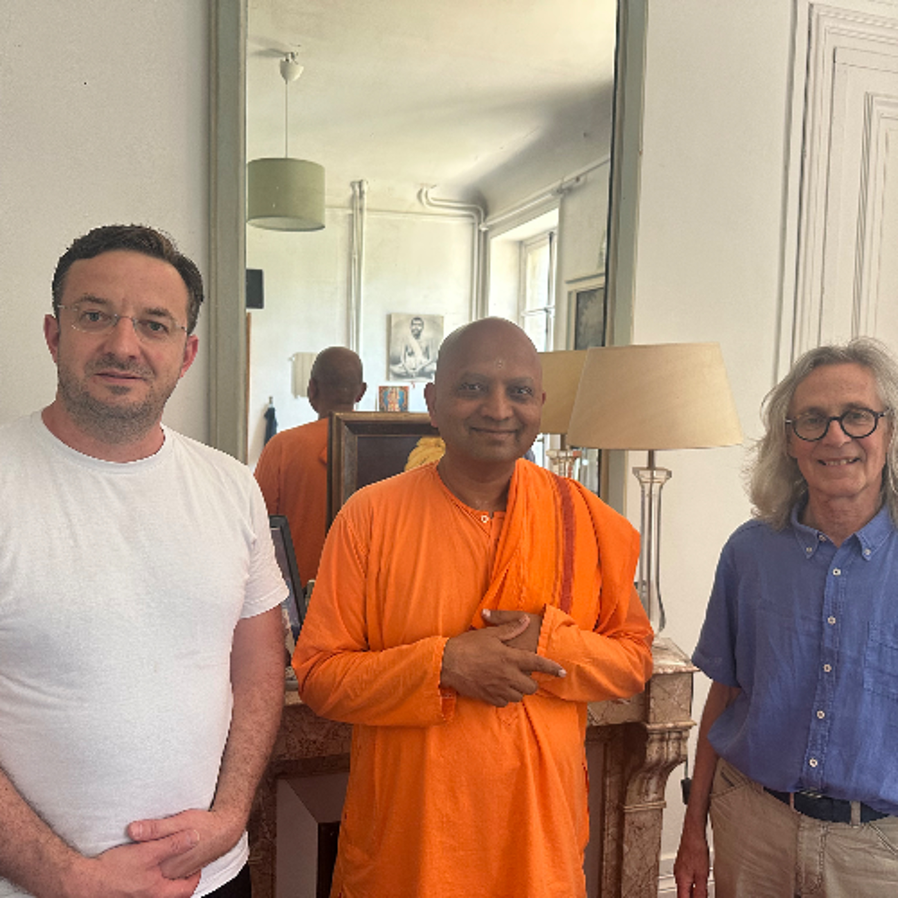 15MN D’ENTRETIEN AVEC Swami Swatrmaramananda sur le vedanta en Afrique du Sud #2 (mardi 9 juin 2026) episode artwork