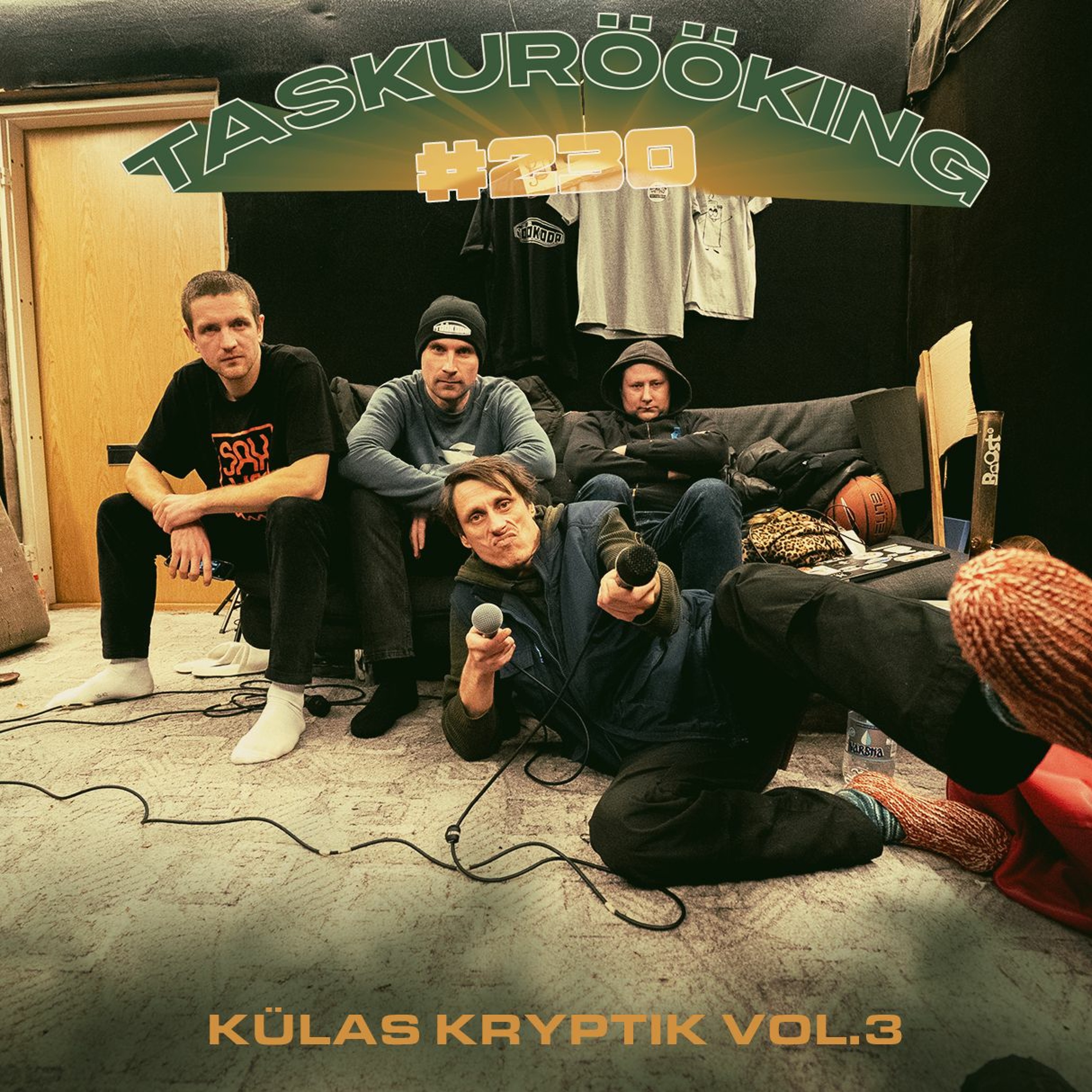 TASKURÖÖKING